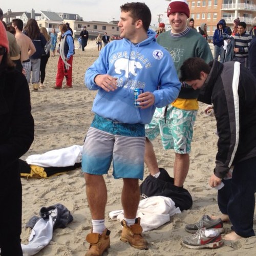 hutchabOOm's profile picture. 