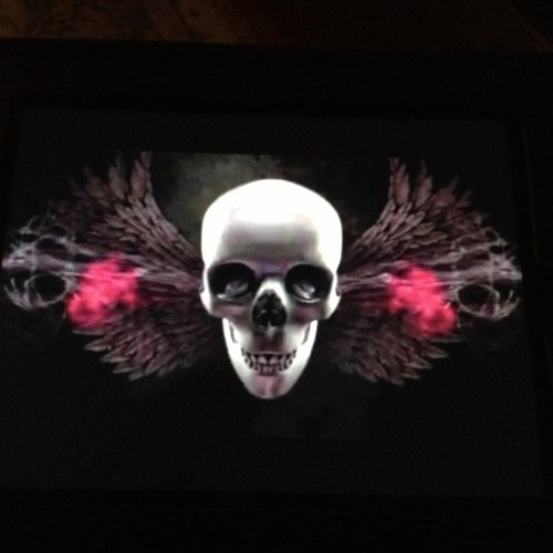 hurtibese's profile picture. 