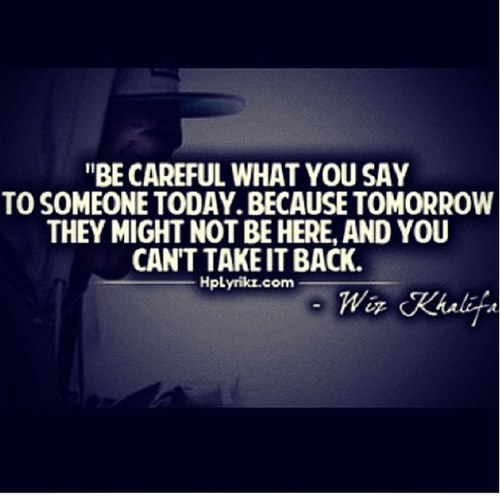 heretohelp___'s profile picture. Put the blade down babe,you are too good for it.✨