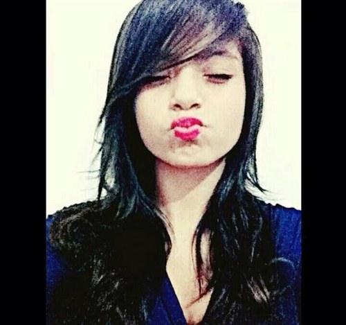 Minha gatuxa em pouco tempo tu se tornou uma das pessoas mas especias na minha vida eu te amo muito príncesa nunca vou te abandonar/ @maluolvr_