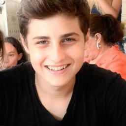 FCOJoaoVictorSP's profile picture. Que a vida nos dê certos obstáculos. Não devemos desistir por causa de um pedra no caminho, certo?! Você não deve ter medo, deve ter fé!
Since: 04/02/2013