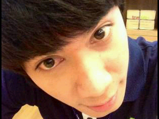 พูดเก่งเน้นตลกหาสาระไม่ได้