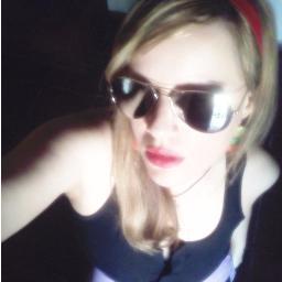 Glückliche Zeit :) antes de señalar a alguien asegurate de que tu dedo este LIMPIO
http://t.co/gEcBxxcC