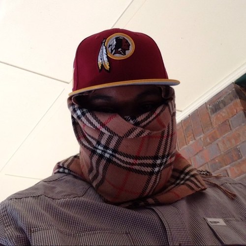 T.H.U.G ENT Biiiiiiiiiiiiiitch
