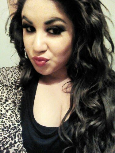 LuvAngalic's profile picture. Follow mee!!(: