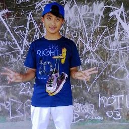 BERGAYA KLASIK TAPI ASIK