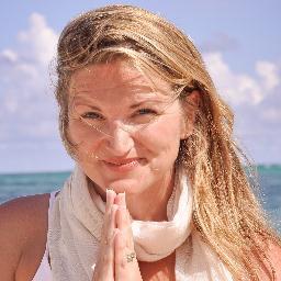 Deepercravings's profile picture. Using the 'practice of presence' to heal our relationship with our body, mind and spirits. Seeker, Speaker, Teacher, Storyteller, Therapist, Coach.