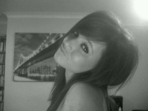 Kayleigh Mcginley.                           Glasgow.                                           17.                                                     ★