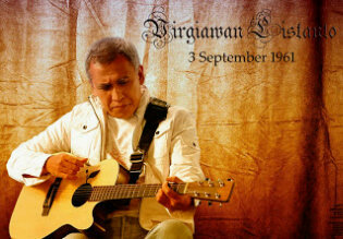 ryanadyan49's profile picture. Loe boleh cium gue..tpi jangan loe katakn cinta