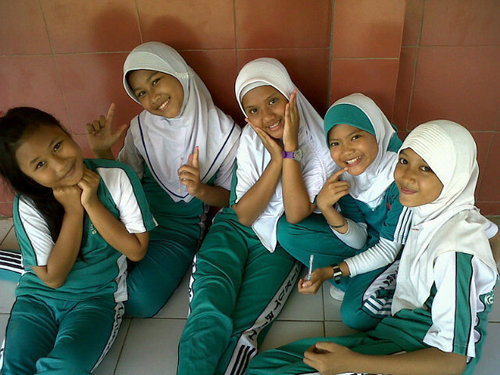 ♥ family ♥ALLAH @superseven_s7 (raza lovers) is the best aku jga bagas lovers.... follow ya @raudhahnurr_lut ok!!!!