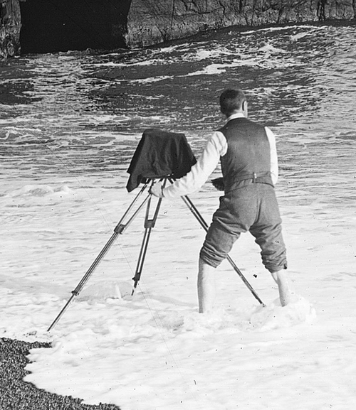 The Shetland Moving Image Project is researching cine and video film about Shetland with a view to establishing an archive