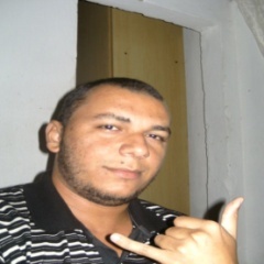 rosalieqsc's profile picture. Sou apenas mais um rejudicado pelo golpista, fraudador e twittiro @Sakamori30! Viva a Liberade de Expressão e o Direito de Defesa!