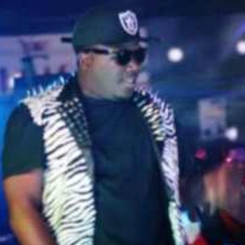 I am a serious and real promoter i have dne shows like 2chaimz,Future,Jeezy etc i go hard i also manage i have created my own slogan CAMPAIGN CAMPAIGN CAMPAIGN