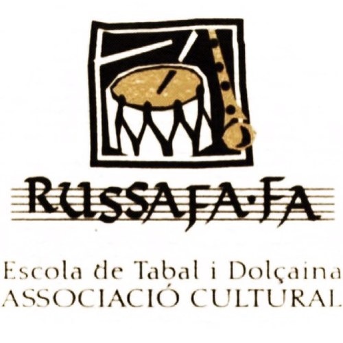 Associació Cultural RUSSAFA-FA Escola de Tabal i Dolçaina, naixem a l'abril de 1993. Contacta en nosaltres al Facebook, Instagram o al 685 67 85 80.