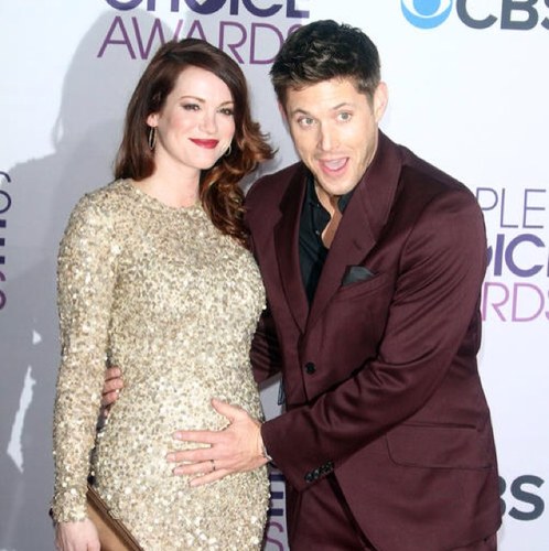 I love Supernatural!! And of course the Amazing Jensen Ackles ❤ Danneel Harris is one lucky girl! BABY ACKLES is on its way... So cute ❤