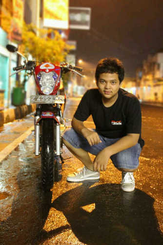 agussugiyanto14's profile picture. Berharap & berdoa agar menjadi seorang TARUNA di Akademi Kepolisian (ˇʃƪˇ)