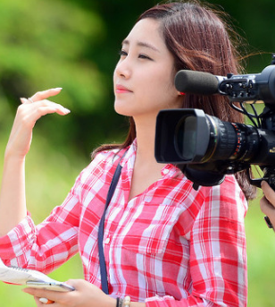 I'M Not Real 최희 / 수동100% / 사칭X / 야구선수봇또는야구관련만맞팔해드려요 / 860718 최희 KBSN아나