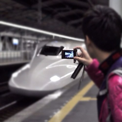 shg_hama's profile picture. 道産G。ただの呑んだくれ。たいていぼっち飯。年齢は後ろ姿でお察しください。ふにゃ◯n。176/63/??