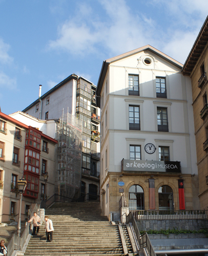 Bizkaiko Arkeologi Museoa. Museo de Arqueología de Bizkaia. #arkeologiondarea #ikertu #zaindu #investigar #conservar #patrimonioarqueológico #Bizkaia #Bilbao