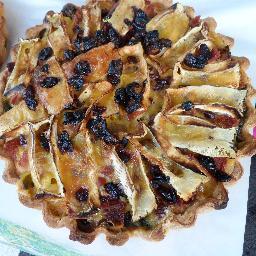 BestAlmondSlice's profile picture. Lesley Burgoyne at the Chocolate Geranium Bakery bakes THE BEST ALL BUTTER ALMOND SLICES IN CHESHIRE plus the finest savoury tarts that you will ever eat!