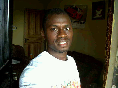 Adeazeez4you's profile picture. 