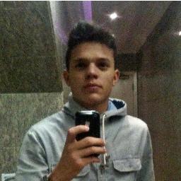 Se você fumar, vão dizer que você fuma demais
Se você beber, vão dizer que bebe demais
Se você sonhar, vão dizer que sonha demais. entao foda-se !