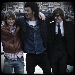 sandpaperkissmu's profile picture. Sandpaper Kiss is een psychedelische rockband uit Leiden. Invloeden oa Tame Impala en Wolfmother maar ook legendarische namen als Jimi Hendrix en Led Zeppelin.