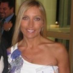 Socia de Cikato Abogados, Propiedad Intelectual. Casada, madre de tres hombres.
