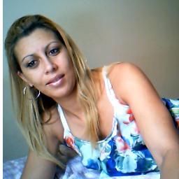sou uma pessoa sincera e verdadeira  não me desagrado para agradar ninguem gostar de mim tem que me aceitar do jeito que sou