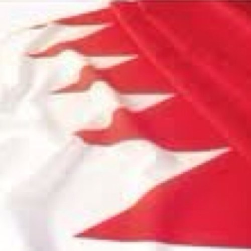 كل ما تريد معرفته عن البحرين فنادق ومطاعم ومنتجعات وعقارات. هذا حساب غير معني بالسياسة فهو مرشد سياحي لبلد يظن الكثير أنه يعرفه وهو أغني بكثير من ذلك.