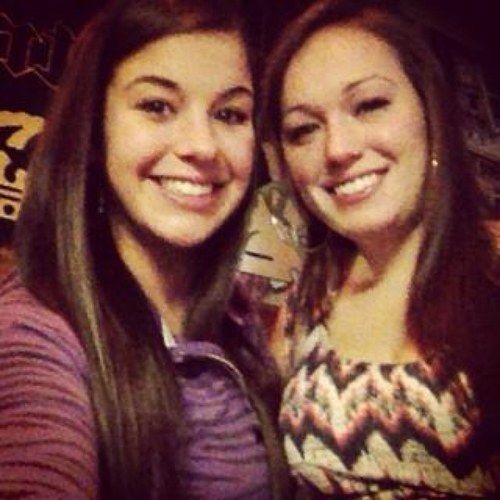 jenandjuiiice's profile picture. ✌ peace love party