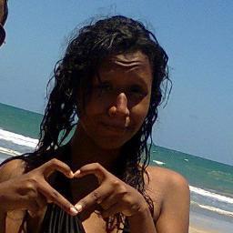 ''E sempre tem alguém pra falar mal, impressionante mesmo é que quem fala, raramente tem moral...'' ♫