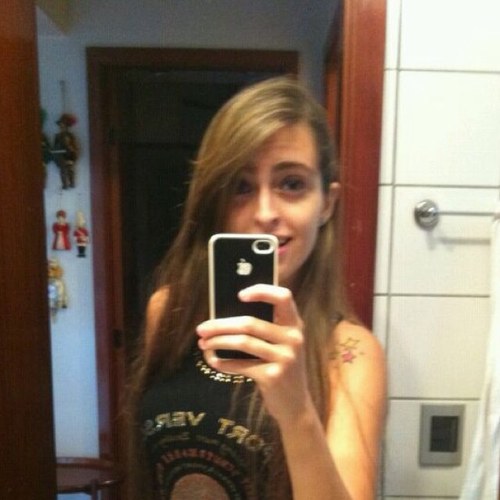Toda mulher causa um efeito, que esconde que o seu corpo perfeito, é só um convite pro que ela tem no coração!