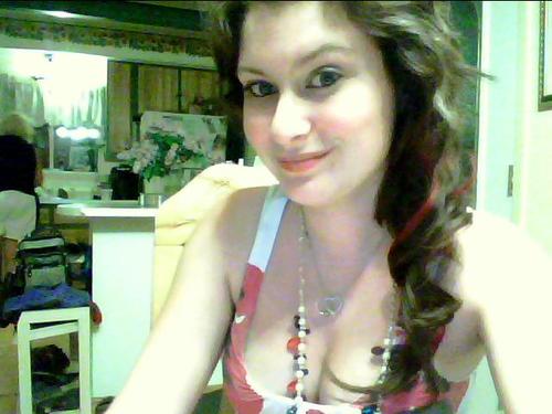 mymyx16's profile picture. Animalière, Caissière. Amoureuse de l'homme le plus merveilleux. Heureuse plus que tout.