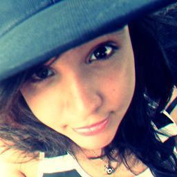- Voléi , Handeibol, Video Game , aba reta ' ♥ 
Lerda,Melhor Amiga,Feia,Idiota -  @RamalhoHeloisa 
 ♛  * SG ? SDV *O*
