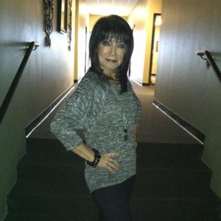 CraneRenee's profile picture. 