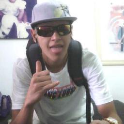 Eu te amo viadinho! @_marisantoss2 aqui :*