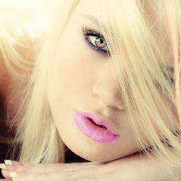 reemamomo2012's profile picture. 