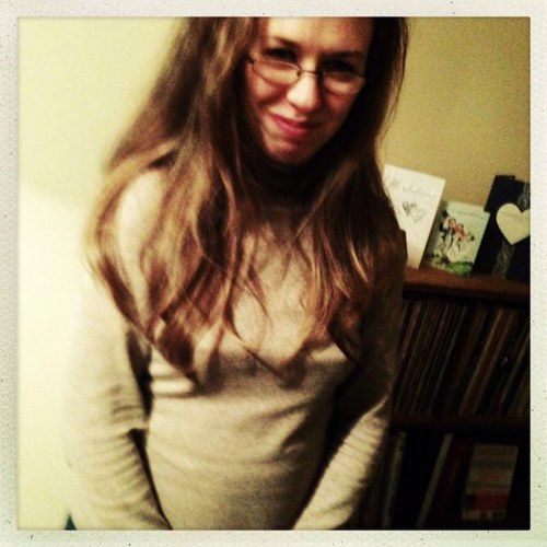 I need a break and I wanna be a paperback writer! Blogger, writer, reviewer, photographer. Retro chick in a modern world. Widely interested and interesting!