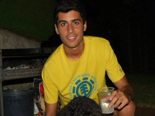 Estudiante de ADE y Derecho en la Complutense. Residente en Alcala-Galiano.
