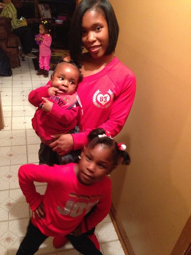 love makin money n takin care of mi 2 loveli charms........