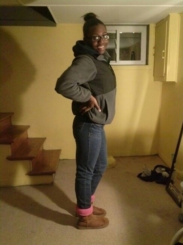18 & living life :)  fuck having a circle i got a ray @teamkati_ is my bestfriend and the only one i need . # Mommy!!
