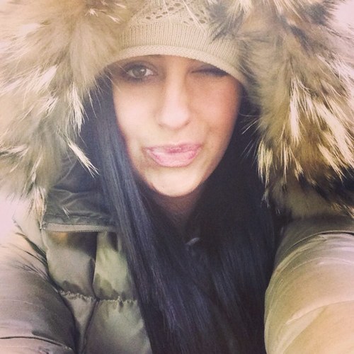 TinakiiF's profile picture. 