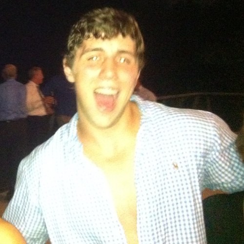 ziegelfrat's profile picture. i am a vegas bomb enthusiast with great calves #makecromfamous