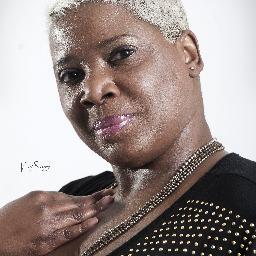 Owner of @CimplySweet Bake shop. Social media guru..