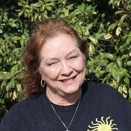 Traveler, Photographer, Technology Geek, Reader, Learner, Quilter, Sewing Machine Collector, Mom, Grandmother, Great Grandmother
