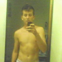 199gabriel's profile picture. É necessário sempre acreditar que o sonho é possível ,que o céu é o limite e você,truta,é imbatível.