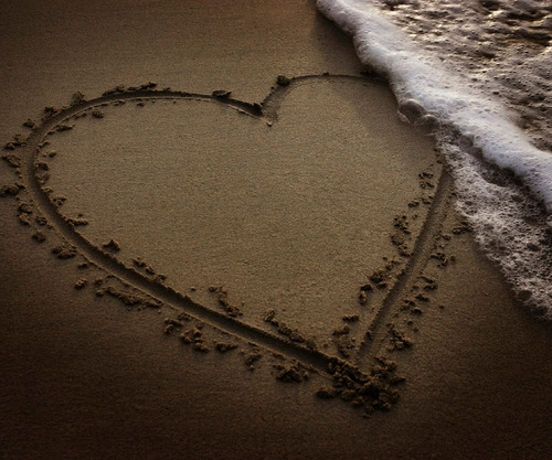 laurareyazzz's profile picture. 