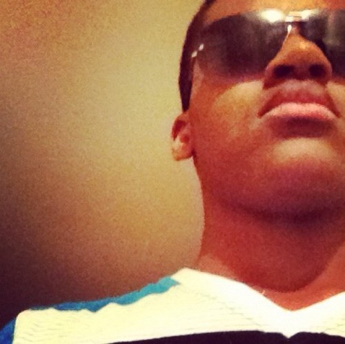 Follow me on twitter @thomas_so_funny