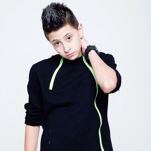 To_Be_One_4life's profile picture. Mikey nick jason louis madison vinny✈ flight safely! Every where u go :)my goal is to have 1000 followers ✌